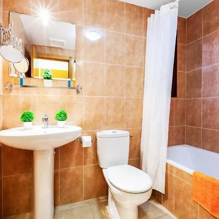Urbanizacion Fuerteventura Golf Club Sleeps 6 With Pool Air Con And Wifi