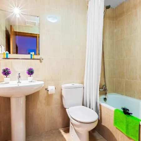 Urbanizacion Fuerteventura Golf Club Sleeps 6 With Pool Air Con And Wifi * Caleta De Fuste