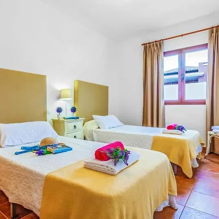 Villa Urbanizacion Fuerteventura Golf Club Sleeps 6 With Pool Air Con And Wifi Caleta De Fuste
